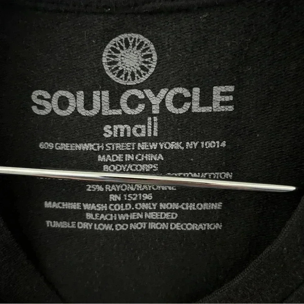 Soul Cycle | Raglan “Cities” Sweatshirt - Black / Sz S - Picture 6 of 8